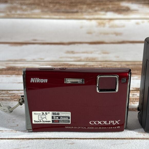 Nikon Coolpix S60 10MP Red w/Batt Charger - Picture 2 of 6